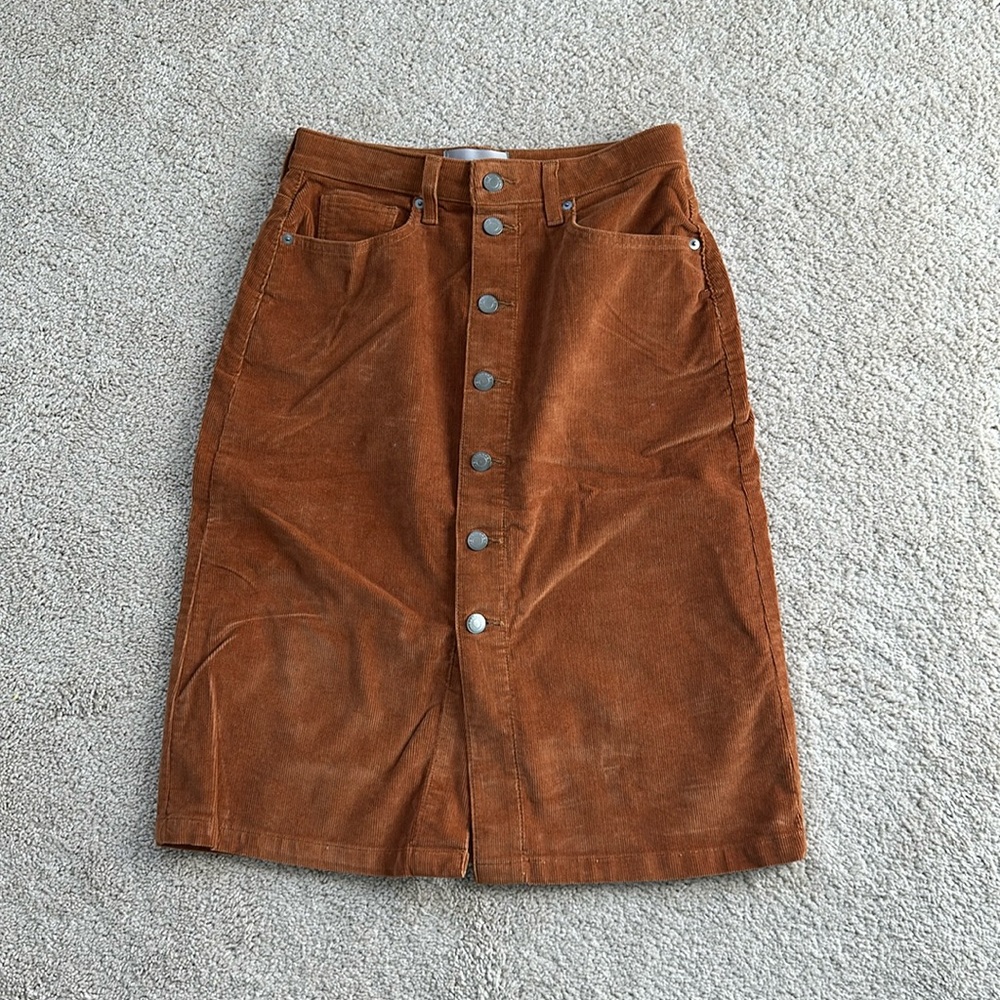 Everlane brown curduroy midi skirt